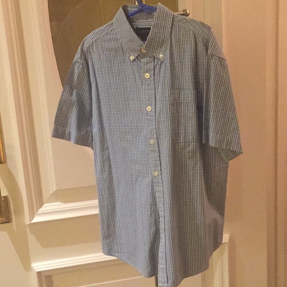 IZOD checked short-sleeved shirt - Picture 3 of 5